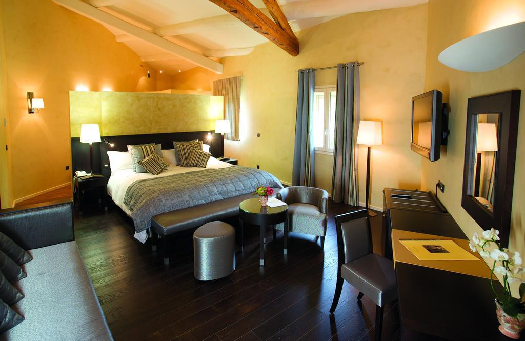Hotel & Restaurants - Maison Chabran Pont-de-lʼIsère Dış mekan fotoğraf